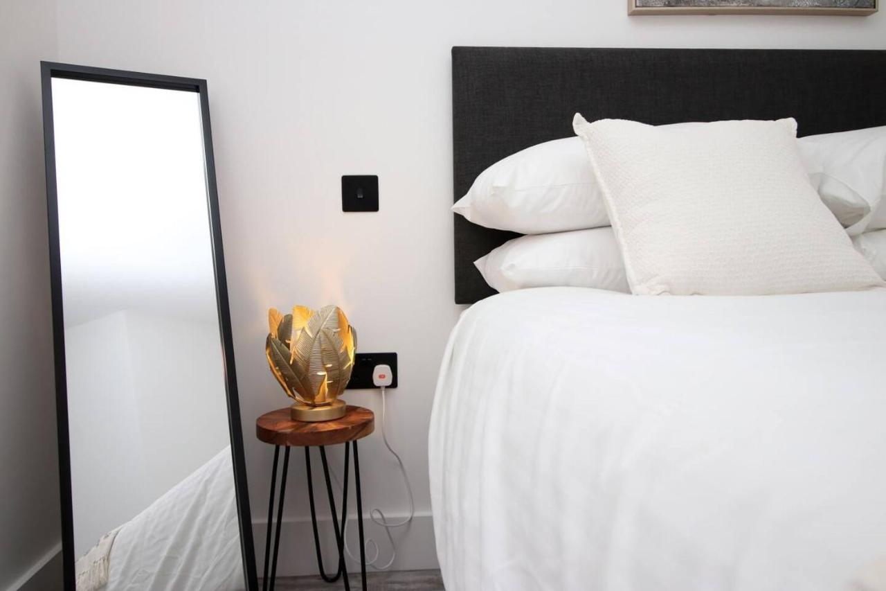 Kingsbridge Point - Cosy One Bed Apartments Near Town Centre, Swindon Exterior foto