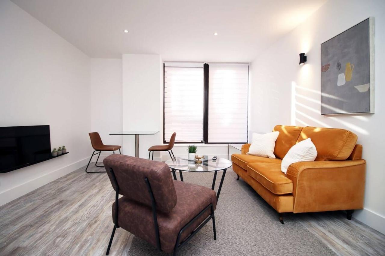 Kingsbridge Point - Cosy One Bed Apartments Near Town Centre, Swindon Exterior foto