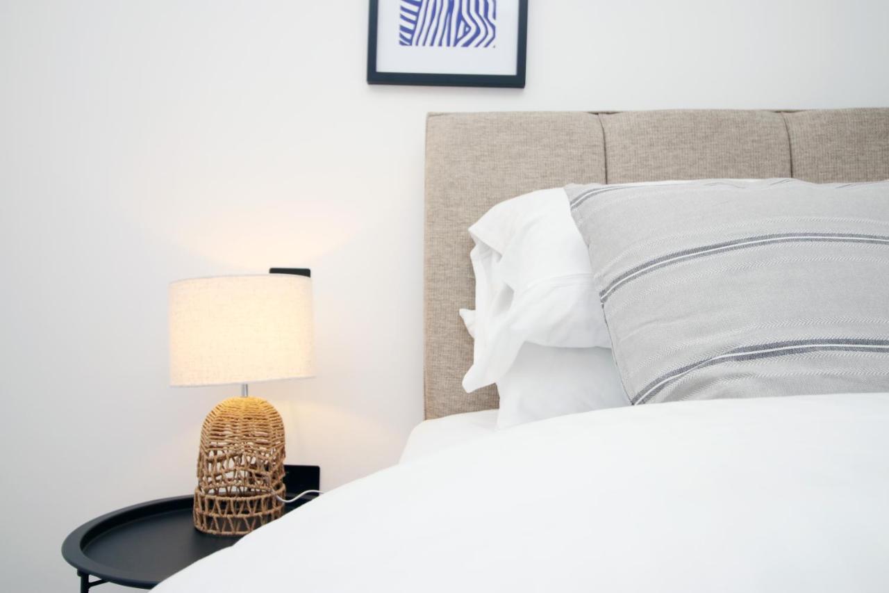 Kingsbridge Point - Cosy One Bed Apartments Near Town Centre, Swindon Exterior foto